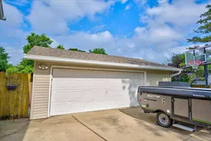 712 Doty St, Edgerton, WI 53534 - Photo 9