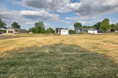 330 Valley View Drive, Rio, WI 53960 - Photo 9