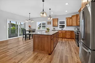 4074 Whistle Rock Cir, DeForest, WI 53532 - Photo 9