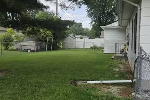 207 Grandview Ave, Waupun, WI 53963 - Photo 3