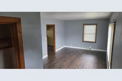 207 Grandview Avenue, Waupun, WI 53963 - Photo 5