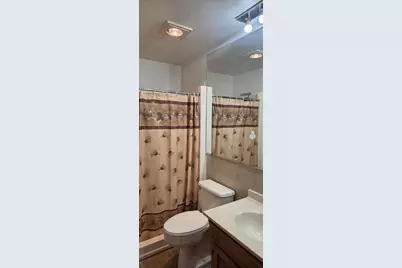 207 Grandview Avenue, Waupun, WI 53963 - Photo 9