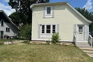 524 Bronson St, Waupun, WI 53963 - Photo 1