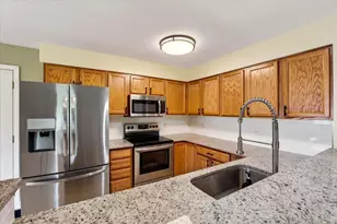 6683 Charlie Grimm Rd, Windsor, WI 53598 - Photo 5