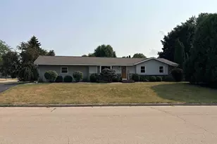 717 Willow Ln, Horicon, WI 53032 - Photo 1