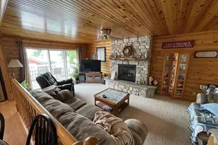W2092 Melmar Dr, Markesan, WI 53946 - Photo 5
