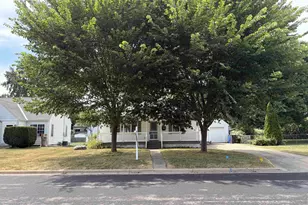 206 N Marietta St, Verona, WI 53593 - Photo 7