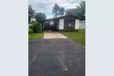 3325 Pierce Avenue #202, Marinette, WI 54143 - Photo 1