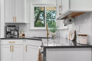 4013 Duke St, Madison, WI 53704 - Photo 11