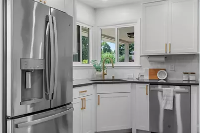 4013 Duke Street, Madison, WI 53704 - Photo 9