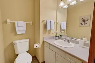 6609 Raymond Rd, Madison, WI 53711 - Photo 21