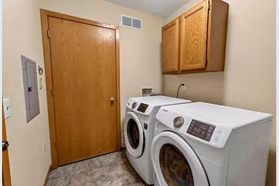6609 Raymond Road, Madison, WI 53711 - Photo 41