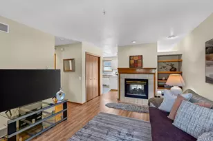 6609 Raymond Rd, Madison, WI 53711 - Photo 9