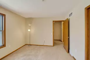 6609 Raymond Rd, Madison, WI 53711 - Photo 31