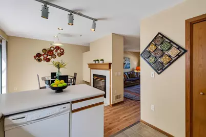 6609 Raymond Road, Madison, WI 53711 - Photo 19