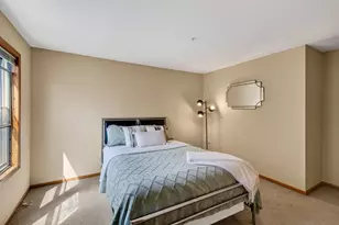 6609 Raymond Rd, Madison, WI 53711 - Photo 23