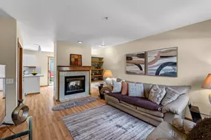 6609 Raymond Rd, Madison, WI 53711 - Photo 7