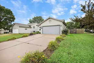 1817 Anhalt Dr, Madison, WI 53704 - Photo 29
