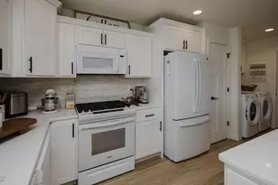 190 Antoine St, Mineral Point, WI 53565 - Photo 13