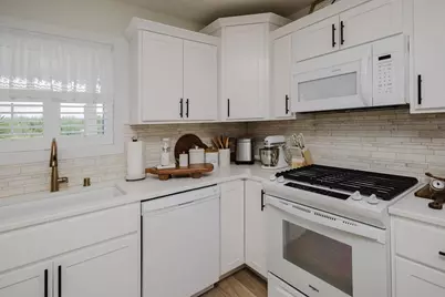 190 Antoine Street #2, Mineral Point, WI 53565 - Photo 17