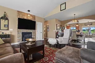 30193 Buncombe Rd, Hazel Green, WI 53811 - Photo 9
