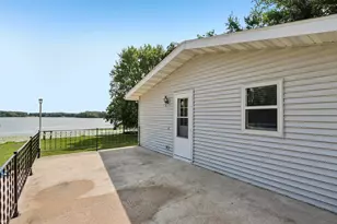 W11435 County Aw Rd, Randolph, WI 53956 - Photo 9