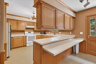 2511 Elizabeth St, Janesville, WI 53548 - Photo 11