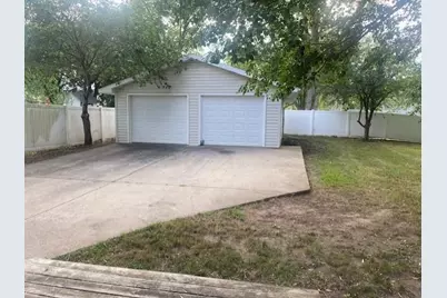 1612 Grant Street, Beloit, WI 53511 - Photo 3