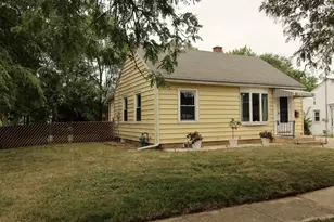 1525 Merrill St, Beloit, WI 53511 - Photo 3