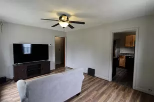 1525 Merrill St, Beloit, WI 53511 - Photo 7