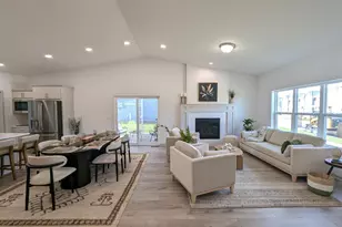 6679 Redpoll Rd, Middleton, WI 53562 - Photo 15