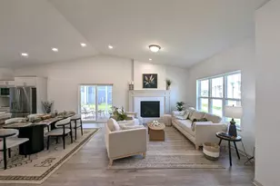 6679 Redpoll Rd, Middleton, WI 53562 - Photo 13