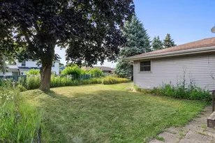 2114 N 25th St, Sheboygan, WI 53081 - Photo 27