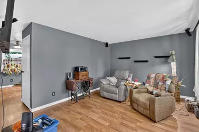 2111 S Osborne Avenue, Janesville, WI 53546 - Photo 5