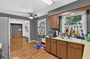 2111 S Osborne Ave, Janesville, WI 53546 - Photo 11