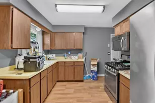 2111 S Osborne Ave, Janesville, WI 53546 - Photo 9