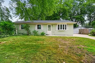 2111 S Osborne Ave, Janesville, WI 53546 - Photo 3
