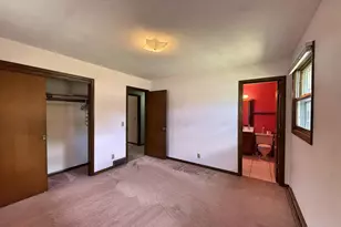 1429 N Pontiac Dr, Janesville, WI 53545 - Photo 23