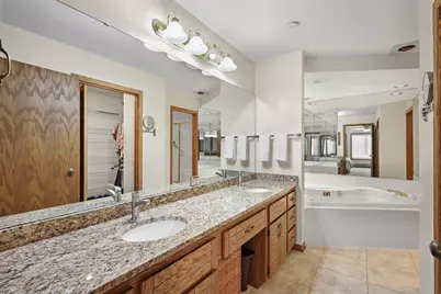 4001 Monona Drive #204, Monona, WI 53716 - Photo 27