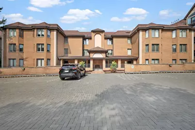 4001 Monona Drive #204, Monona, WI 53716 - Photo 3
