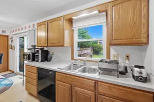 2200-2204 Wyoming Ave, Sun Prairie, WI 53590 - Photo 11