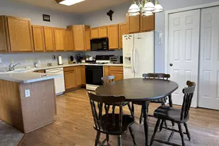 911 Herriot Dr, Mauston, WI 53948 - Photo 29