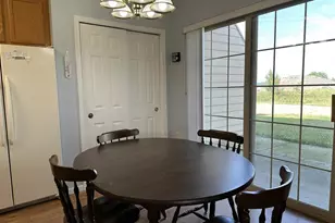 911 Herriot Dr, Mauston, WI 53948 - Photo 5