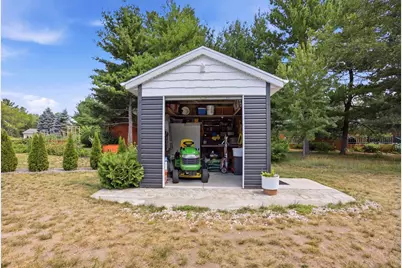 109 Sunset Circle, Lake Delton, WI 53965 - Photo 11