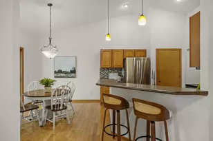 391 N Heatherstone Dr, Sun Prairie, WI 53590 - Photo 11