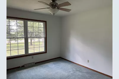 10804 W Hwy 14 Road, Janesville, WI 53536 - Photo 25