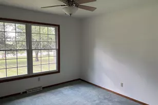 10804 W Hwy 14 Rd, Janesville, WI 53536 - Photo 25