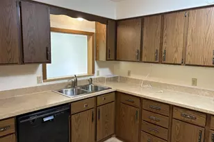 10804 W Hwy 14 Rd, Janesville, WI 53536 - Photo 11