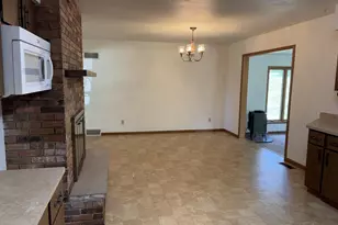 10804 W Hwy 14 Rd, Janesville, WI 53536 - Photo 15
