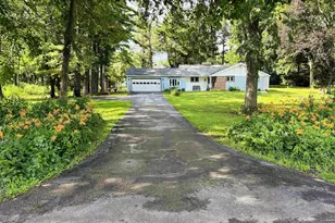 W5840 Hackbarth Rd, Fort Atkinson, WI 53538 - Photo 1